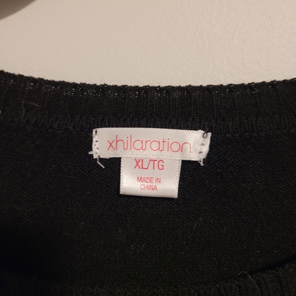 Xhilaration Christmas Cat Wreath and Bows Sweater Size XL - Picture 7 of 11